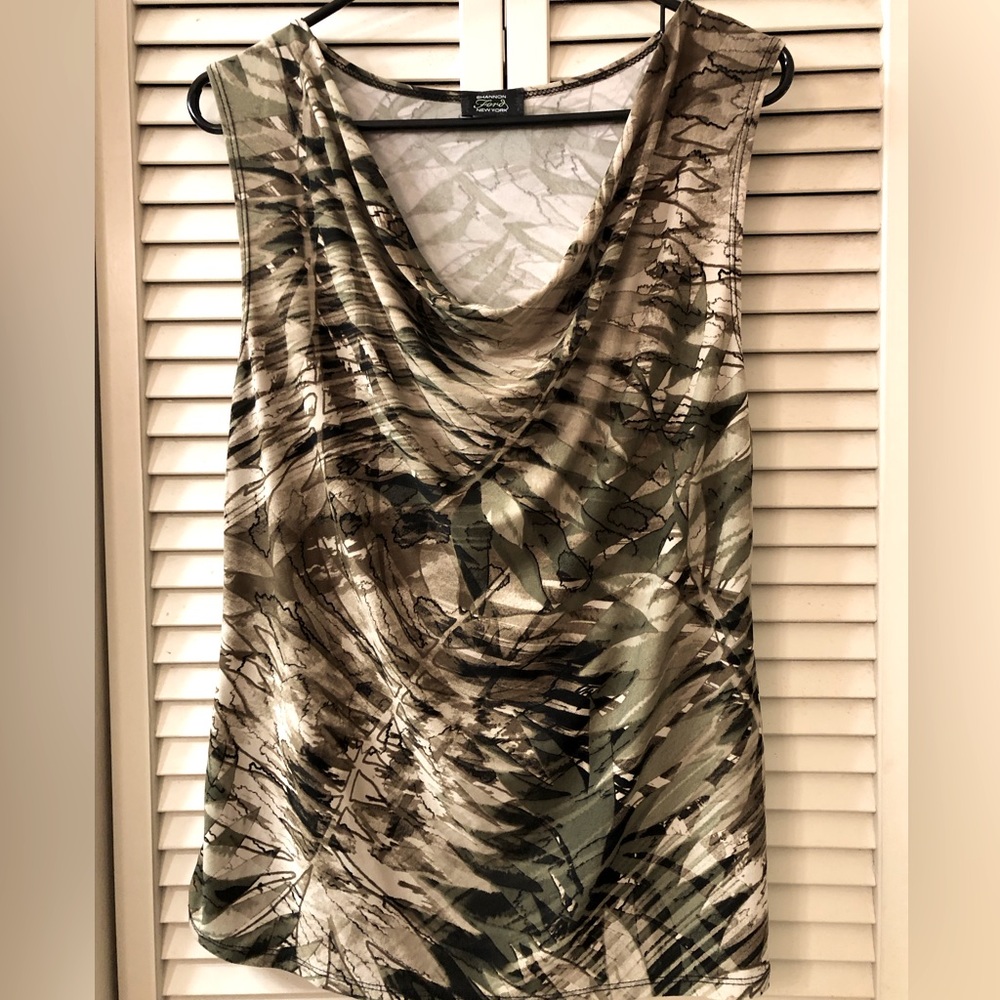Women’s sleeveless blouse by Ford.